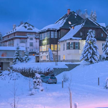 Hotel Lyzarska Bouda Domovina à Špindlerŭv Mlýn Extérieur photo