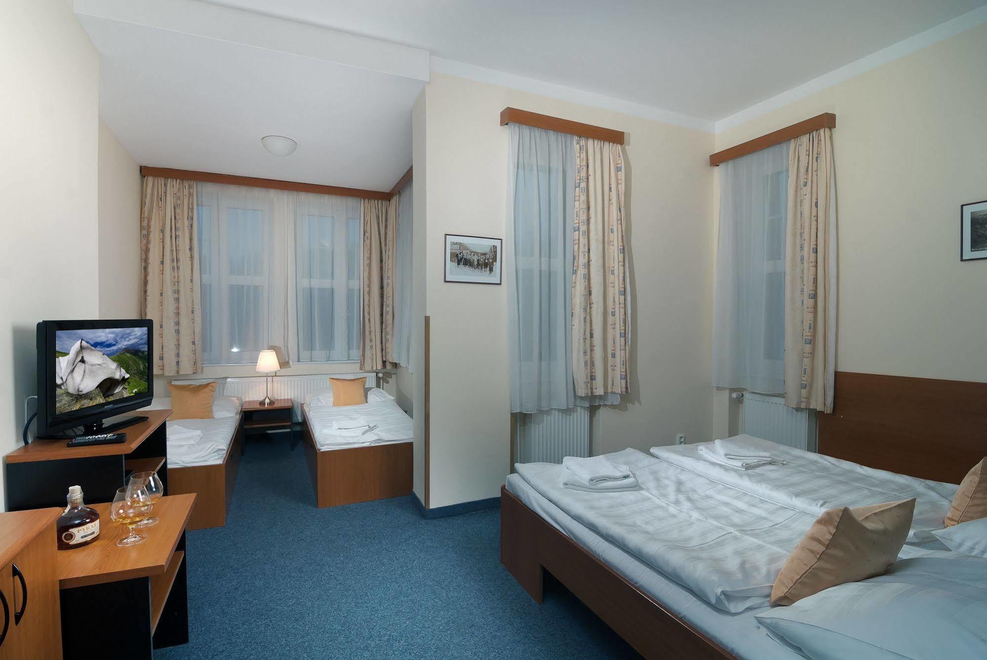 Hotel Lyzarska Bouda Domovina à Špindlerŭv Mlýn Extérieur photo